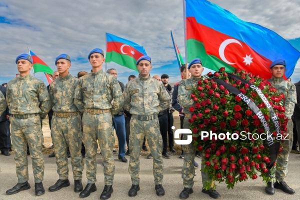 Birinci Qarabağ müharibəsində itkin düşmüş şəhid Fikrət Əzizovun dəfni