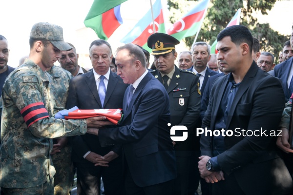 Birinci Qarabağ müharibəsində itkin düşmüş şəhid Mübariz Şahmurovun dəfni