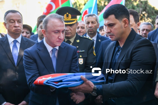 Birinci Qarabağ müharibəsində itkin düşmüş şəhid Mübariz Şahmurovun dəfni