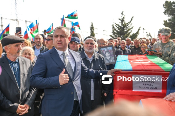 Birinci Qarabağ müharibəsində itkin düşmüş şəhidlər - Azər Bayramov, Əliyar Əliyev, Rəfael Abbasov və İlham Mehdiyevin dəfni