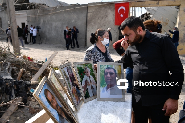 Ermənistan silahlı qüvvələri tərəfindən Gəncəyə atılmış bomba nəticəsində həlak olanların yaxınlarını Mustafa Şentop ziyarət edib