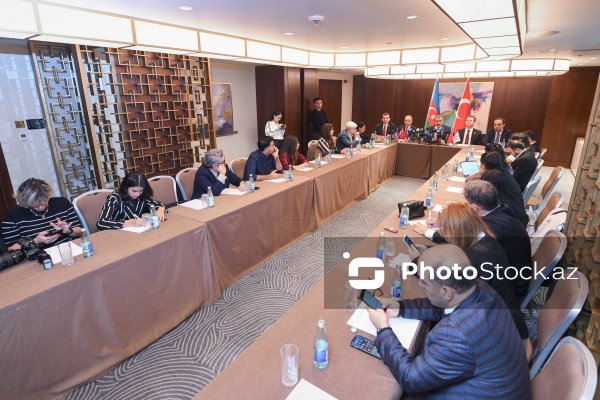 Böyük Birlik Partiyasının sədri Mustafa Desticinin mətbuat konfransı