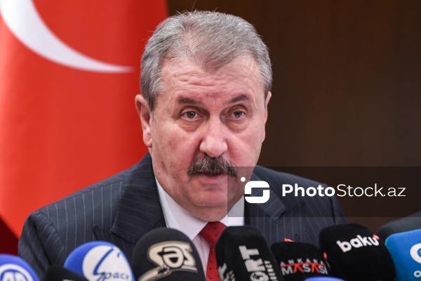 Mustafa Destici - Böyük Birlik Partiyasının sədri