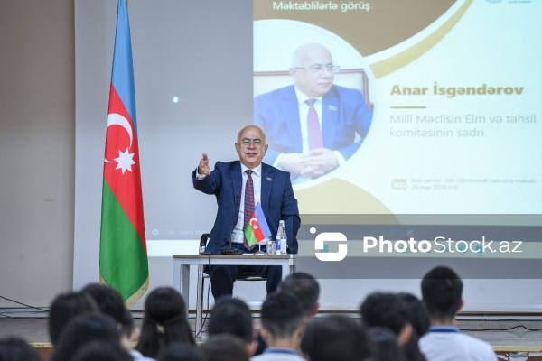 BŞTİ və “Kaspi” qəzetinin təşkilatçılığı ilə 189-190 nömrəli tam orta məktəbdə baş tutan görüş