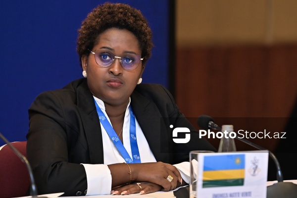 Umuhoza Natete Verite - Gənclərin postkolonial dövrdə roluna həsr olunmuş beynəlxalq forumda