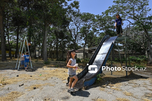 Bülbülə qəsəbəsində yerləşən baxımsız park