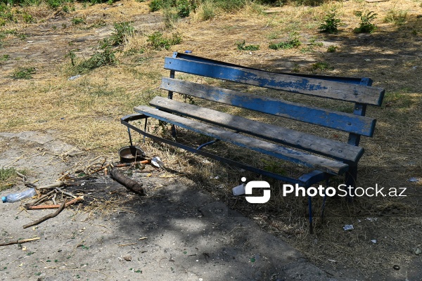 Bülbülə qəsəbəsində yerləşən baxımsız park