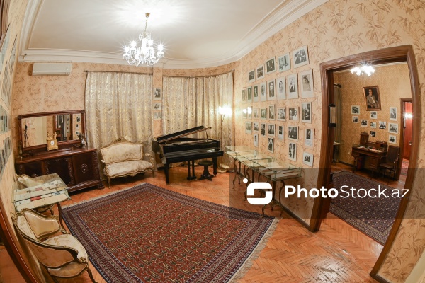 Bülbülün Bakıda yerləşən Memorial Muzeyi