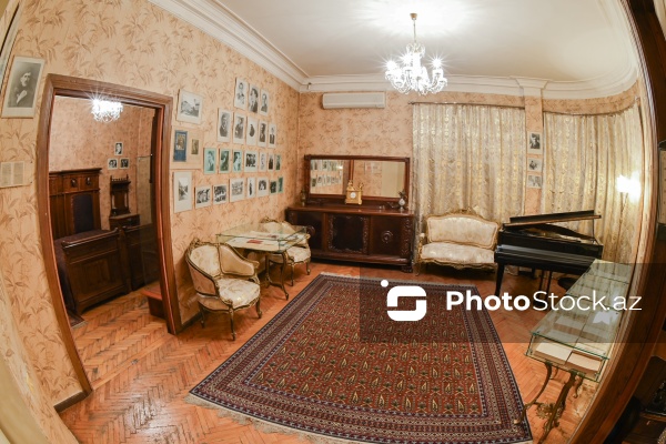 Bülbülün Bakıda yerləşən Memorial Muzeyi