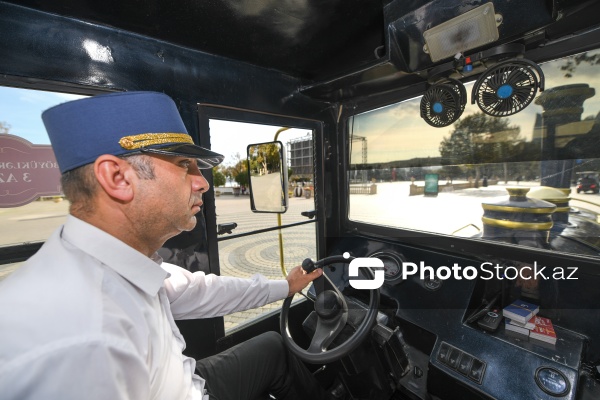 Dənizkənarı Milli Park ərazisində fəaliyyət göstərən avtoqatarlar