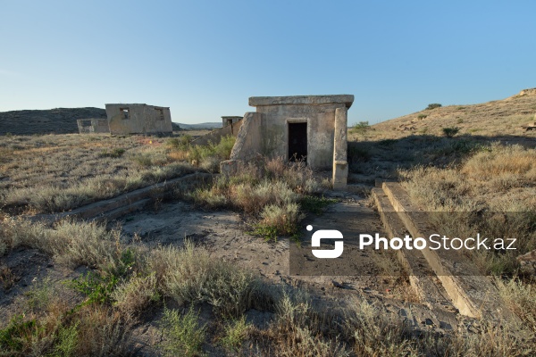 Bakının Ələt qəsəbəsində yerləşən bunker