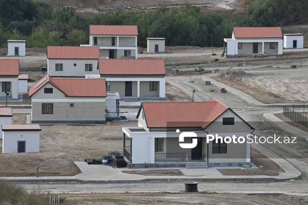 Cəbrayıl rayonunun Horovlu kəndində tikilən fərdi evlər və sosial obyektlər