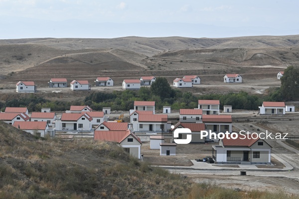 Cəbrayıl rayonunun Horovlu kəndində tikilən fərdi evlər və sosial obyektlər