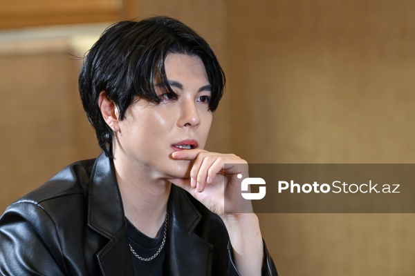 Koreyalı müğənni və bəstəkar Çxve Kisu