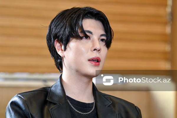 Koreyalı müğənni və bəstəkar Çxve Kisu