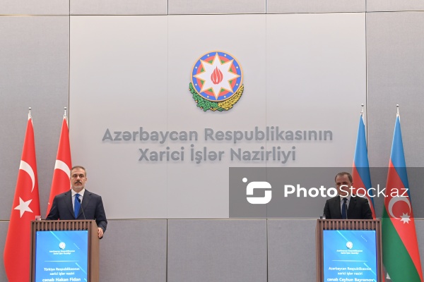 Ceyhun Bayramov və Hakan Fidanın birgə mətbuat konfransı