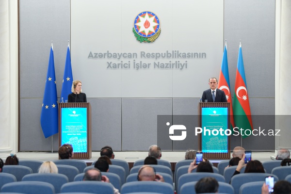 Ceyhun Bayramov və Kaya Kallasın birgə mətbuat konfransı