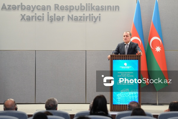 Ceyhun Bayramov və Seyid Abbas Əraqçının birgə mətbuat konfransı