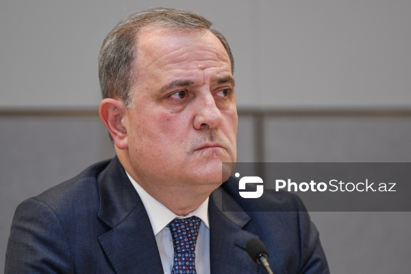 Ceyhun Bayramov - Xarici İşlər Nazirliyində keçirilən mətbuat konfransında