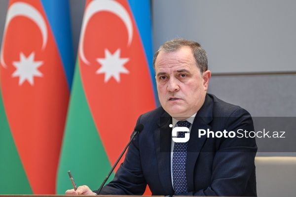 Ceyhun Bayramov - Xarici İşlər Nazirliyində keçirilən mətbuat konfransında