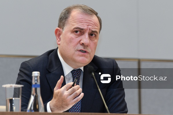 Ceyhun Bayramov - Xarici İşlər Nazirliyində keçirilən mətbuat konfransında