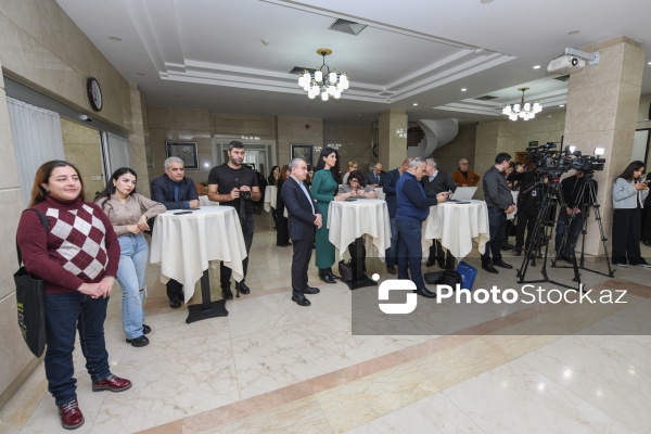 Çinin Azərbaycandakı səfiri Lu Meyin mətbuat konfransı