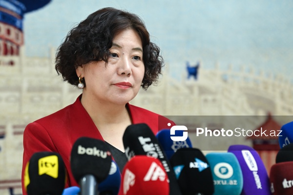 Çinin Azərbaycandakı səfiri Lu Meyin brifinqi