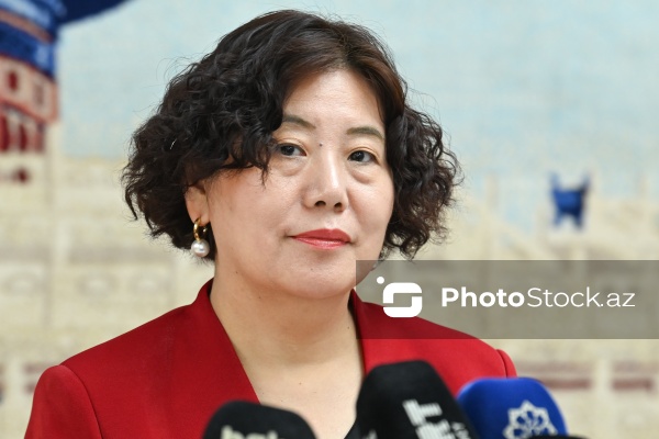 Çinin Azərbaycandakı səfiri Lu Meyin brifinqi