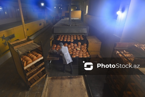 Müxtəlif növ çörək məhsullarının hazırlandığı un məmulatları sexi