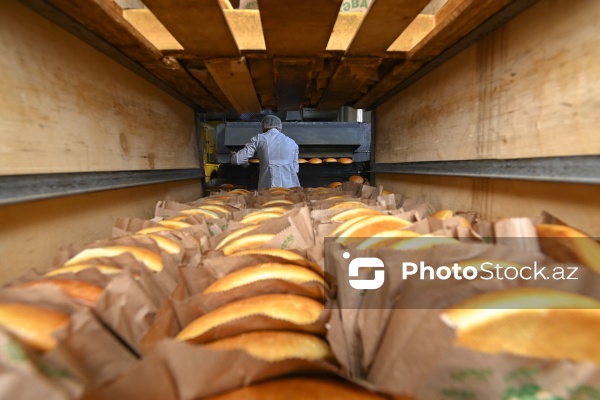 Müxtəlif növ çörək məhsullarının hazırlandığı un məmulatları sexi