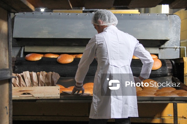 Müxtəlif növ çörək məhsullarının hazırlandığı un məmulatları sexi