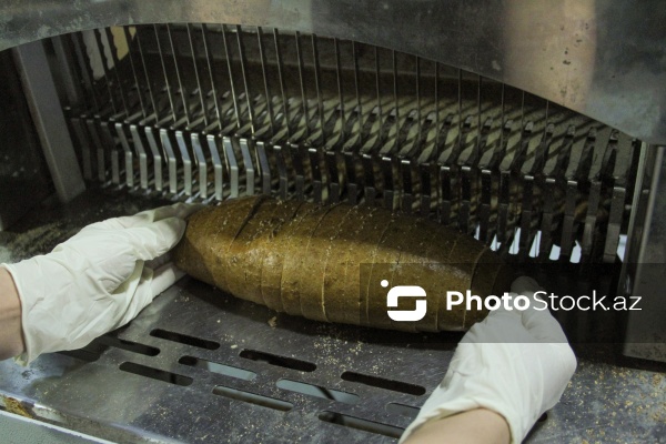 Müxtəlif növ çörək məhsullarının hazırlandığı un məmulatları sexi