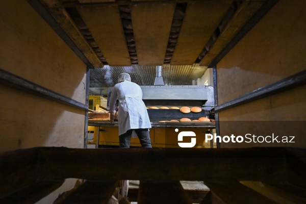 Müxtəlif növ çörək məhsullarının hazırlandığı un məmulatları sexi