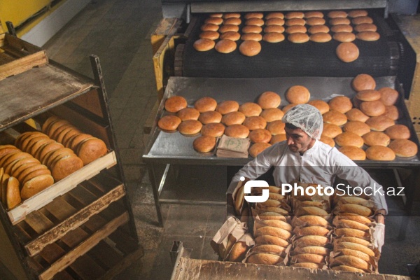 Müxtəlif növ çörək məhsullarının hazırlandığı un məmulatları sexi