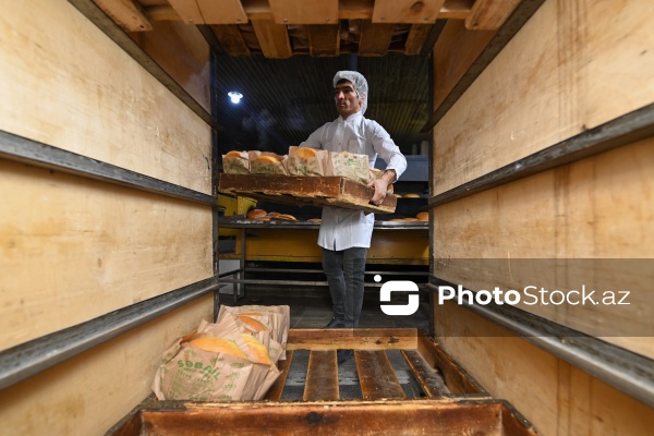 Müxtəlif növ çörək məhsullarının hazırlandığı un məmulatları sexi