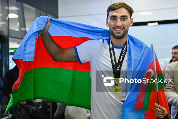 Dünya çempionu Zelim Kotsoyev Azərbaycana qayıtdı