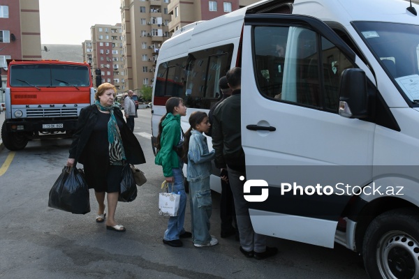 Daha 153 nəfər doğma Füzuli şəhərinə yola salınıb