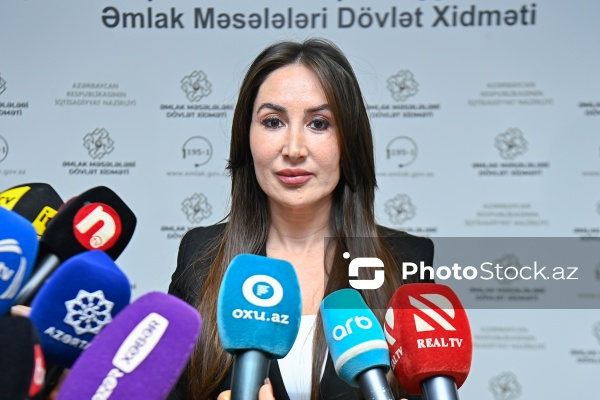 “Daşınmaz Əmlakın Dövlət Kadastrı və Reyestri” publik hüquqi şəxsinin brifinqi