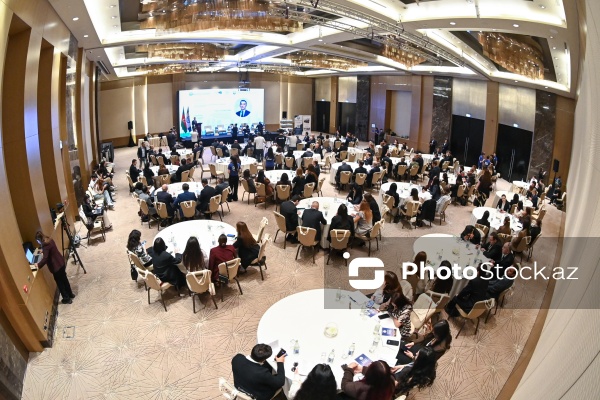 "Davamlı və dayanıqlı şəhər inkişafı üçün insan kapitalının formalaşdırılması" mövzusunda keçirilən beynəlxalq konfrans
