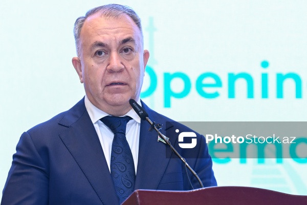 Sadiq Qurbanov - "Davamlı və dayanıqlı şəhər inkişafı üçün insan kapitalının formalaşdırılması" mövzusunda keçirilən beynəlxalq konfransda