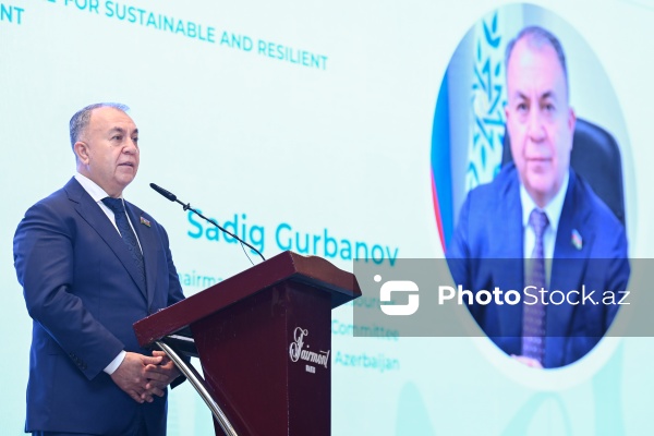 Sadiq Qurbanov - "Davamlı və dayanıqlı şəhər inkişafı üçün insan kapitalının formalaşdırılması" mövzusunda keçirilən beynəlxalq konfransda