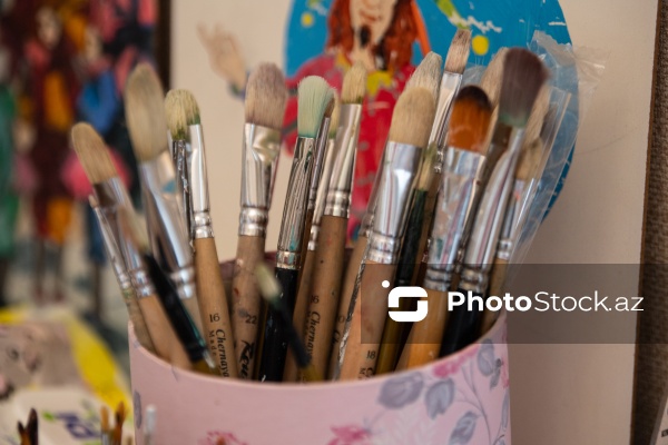 Gənc rəssam Leyla Qurbanova