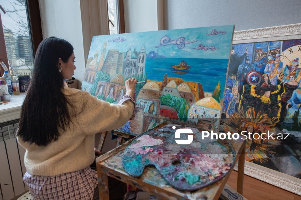 Gənc rəssam Leyla Qurbanova