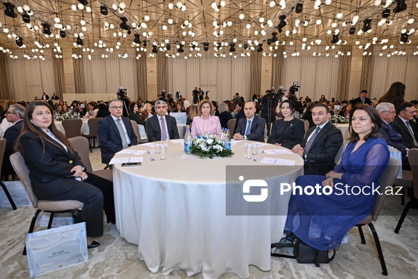 "Dayanıqlı inkişaf: ailə, qadın və uşaq siyasəti" mövzusunda keçirilən konfrans