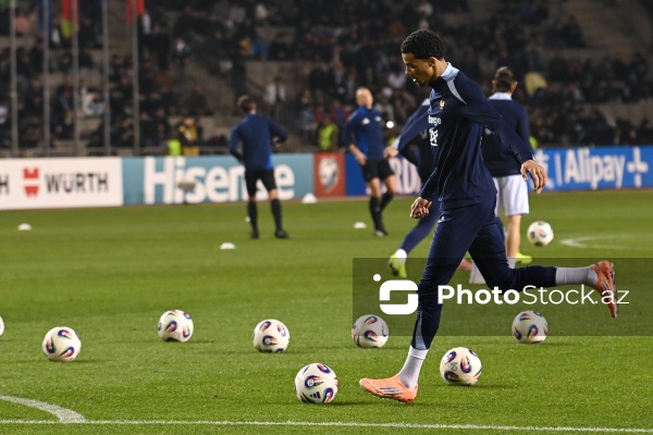 Uqo Ekitike - Azərbaycan - Fransa oyununda