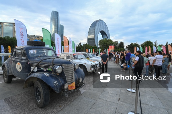 Bakıda “Peking to Paris Motor Challenge” avtomobil yarışı start götürüb