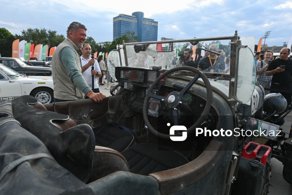 Bakıda “Peking to Paris Motor Challenge” avtomobil yarışı start götürüb