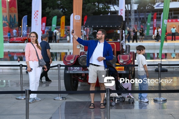 Bakıda “Peking to Paris Motor Challenge” avtomobil yarışı start götürüb
