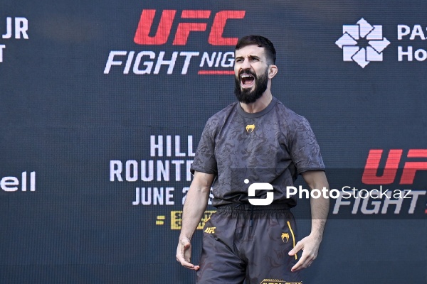 Dənizkənarı Milli Parkda UFC döyüşçüləri ilə keçirilən görüş