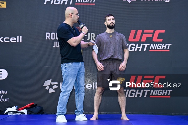 Dənizkənarı Milli Parkda UFC döyüşçüləri ilə keçirilən görüş